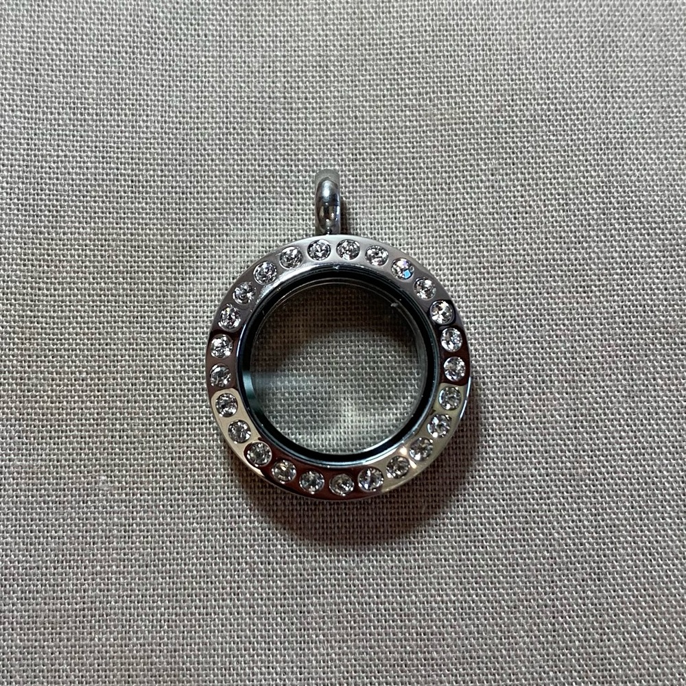 Origami Owl NEW Mini Silver Locket with Crystals